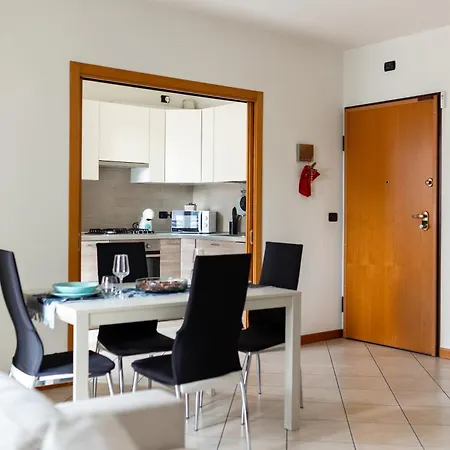 Residenza Quadrifoglio Διαμέρισμα Τσεζένα