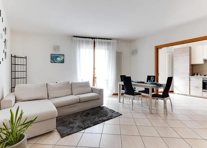 Residenza Quadrifoglio * Τσεζένα